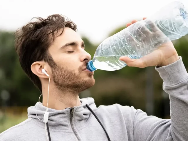 مصرف آب و سلامتی بدن