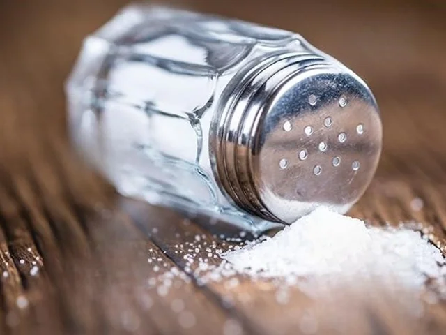کدام بیماران باید رژیم غذایی کم نمک داشته باشند